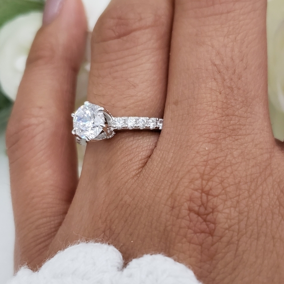 ♥️ Victorian Engagement Ring - Picture 2 of 6